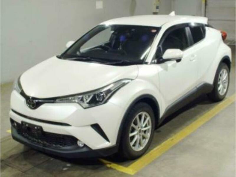 TOYOTA　C-HR