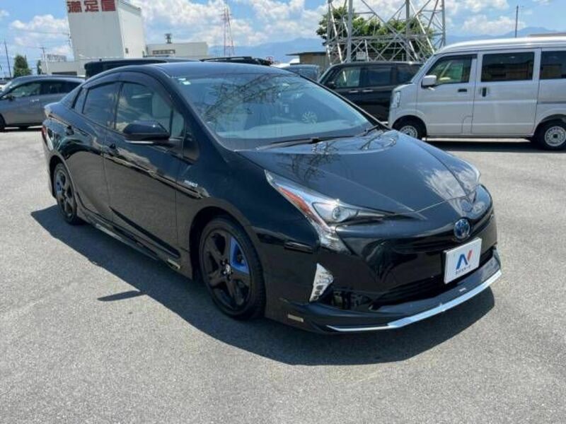 PRIUS-16