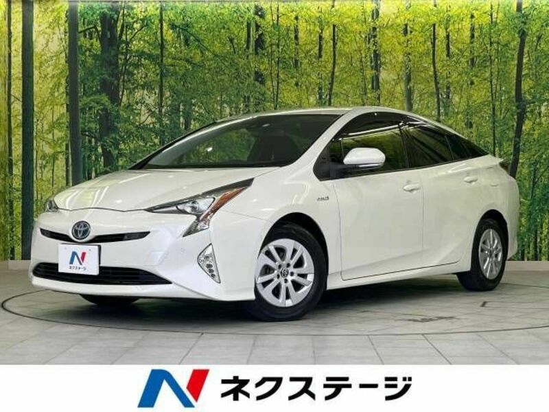 TOYOTA　PRIUS