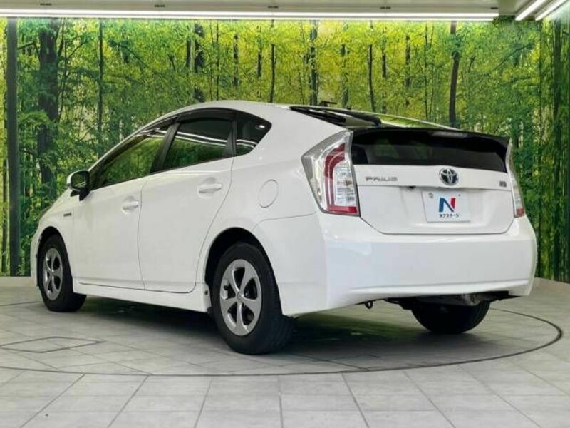 PRIUS-18