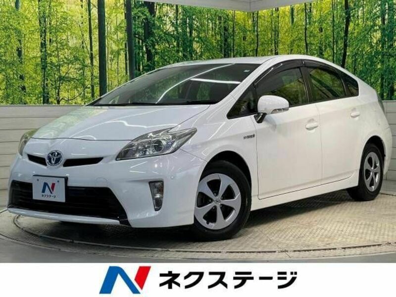 TOYOTA　PRIUS