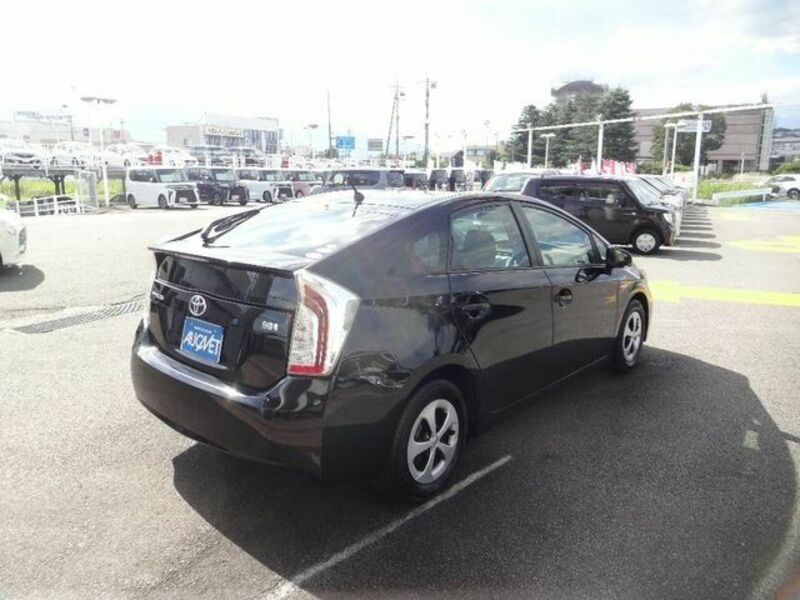 PRIUS-1