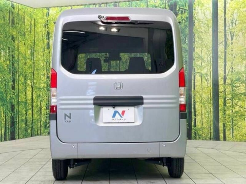 N-VAN-15