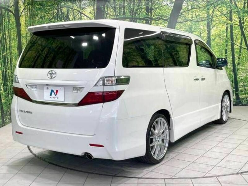 VELLFIRE-18