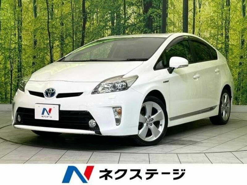 TOYOTA　PRIUS