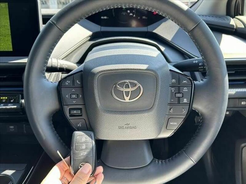 PRIUS-4