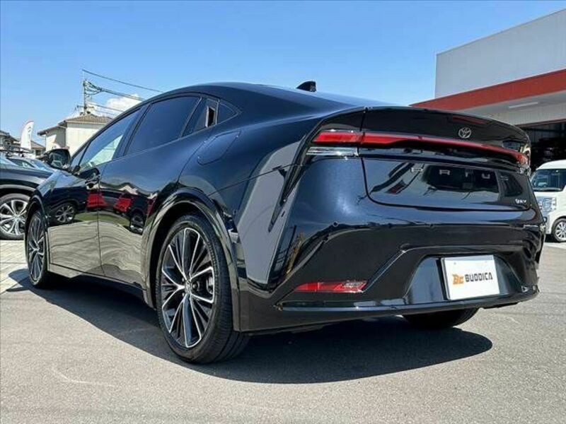 PRIUS-12