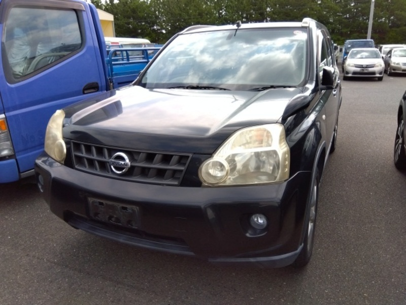 NISSAN　X-TRAIL