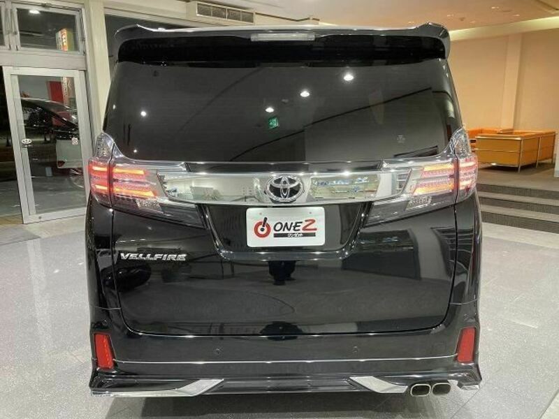 VELLFIRE-1