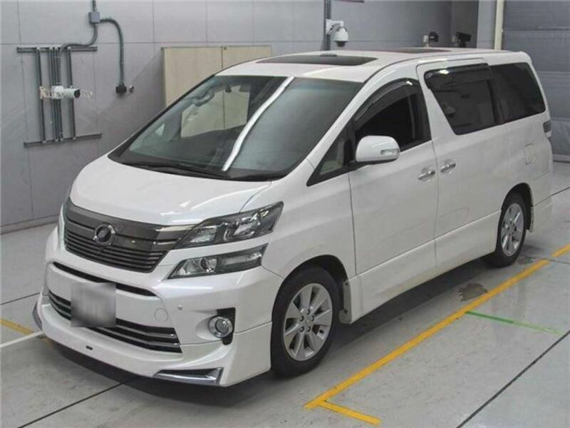 TOYOTA　VELLFIRE