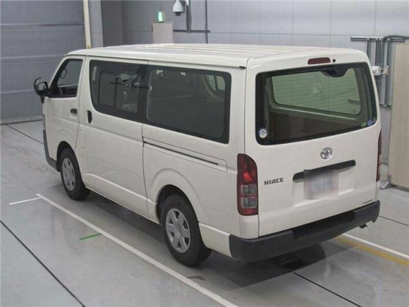 HIACE-5