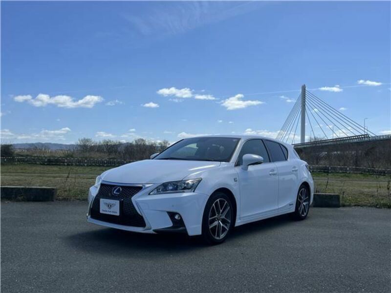 LEXUS　CT