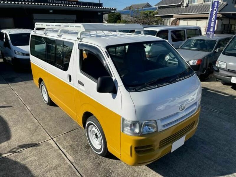 HIACE VAN-1