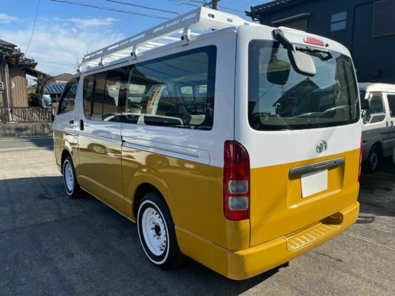 HIACE VAN-8