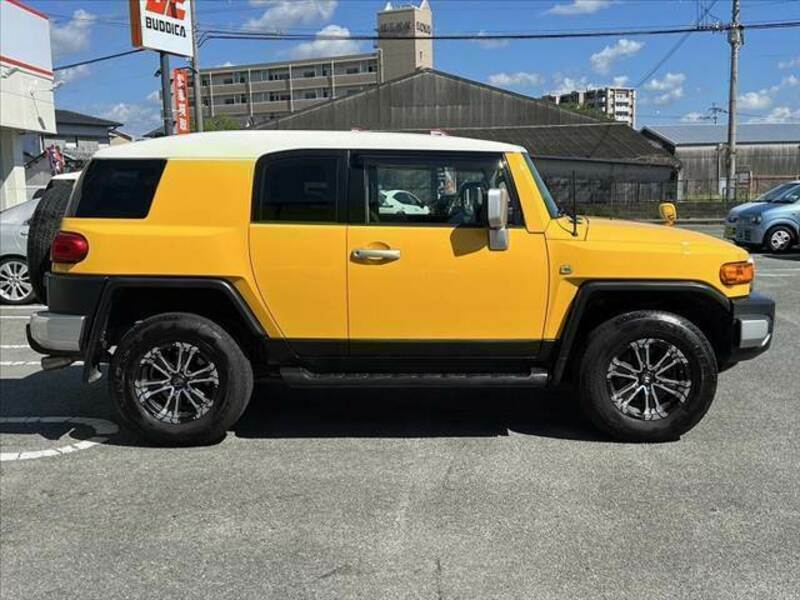 FJ CRUISER-11