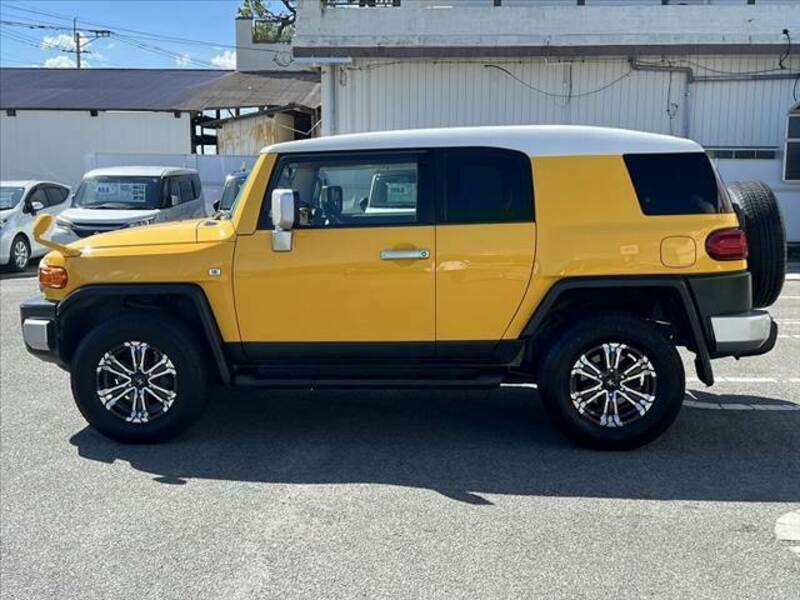 FJ CRUISER-12