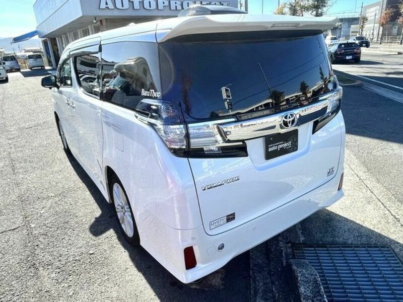 VELLFIRE-7