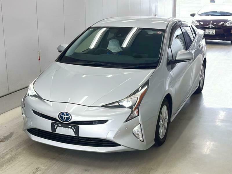 PRIUS-8