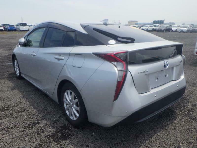 PRIUS-14