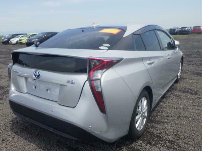 PRIUS-15