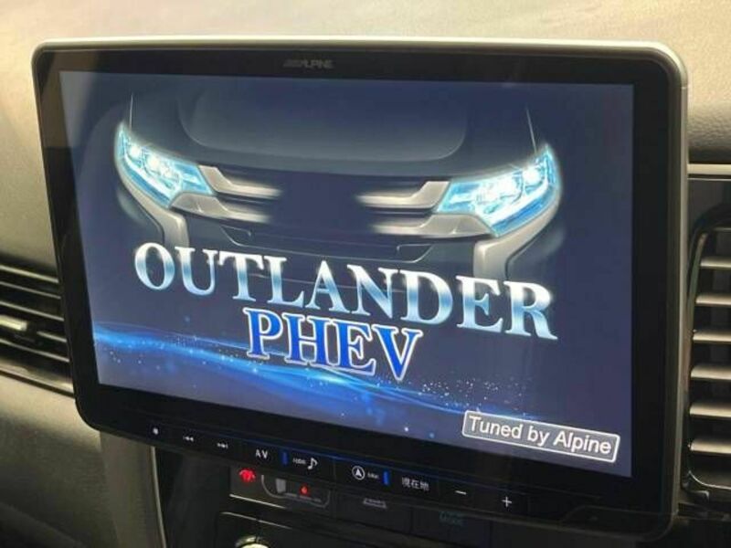 OUTLANDER PHEV-2