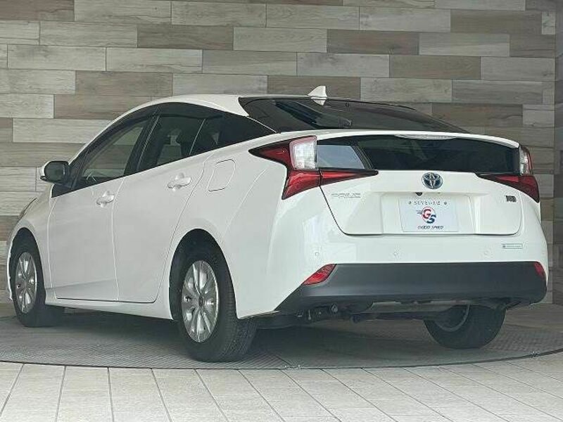 PRIUS-15