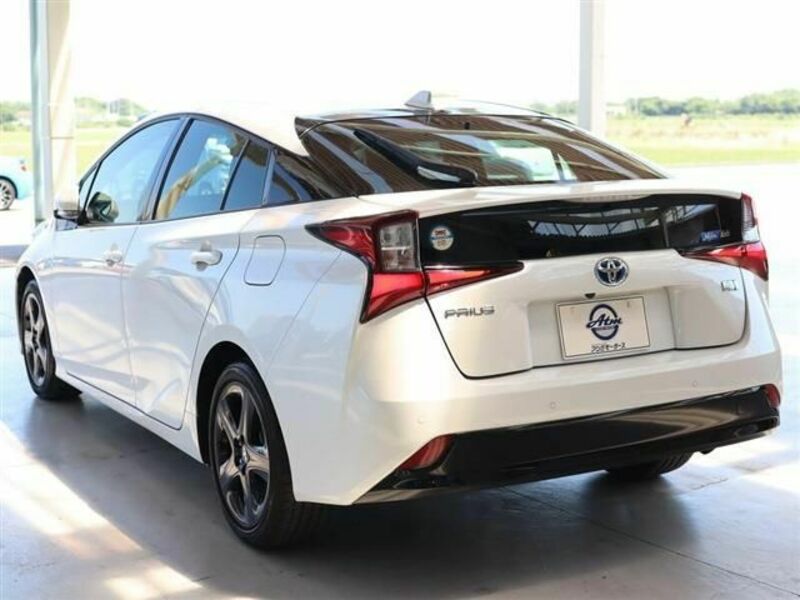 PRIUS-5