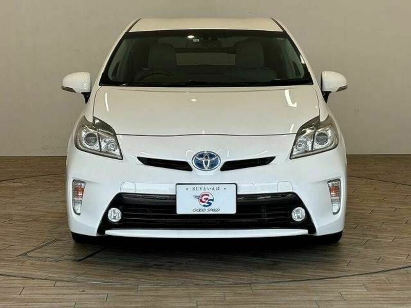 PRIUS-11