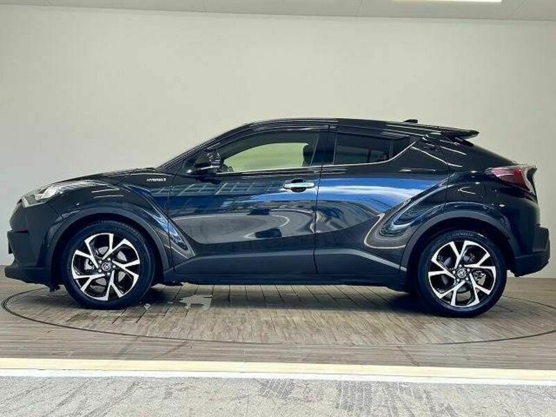 C-HR-15