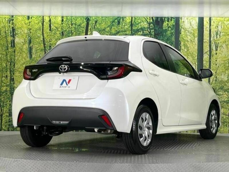 YARIS-17