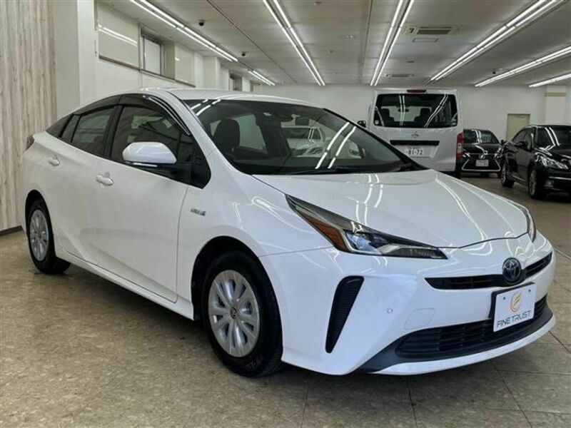 PRIUS-16