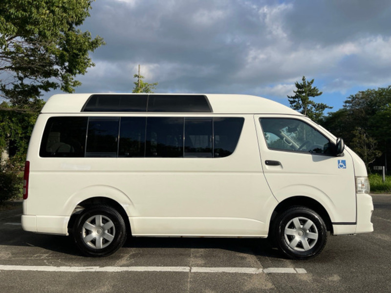 HIACE VAN-4