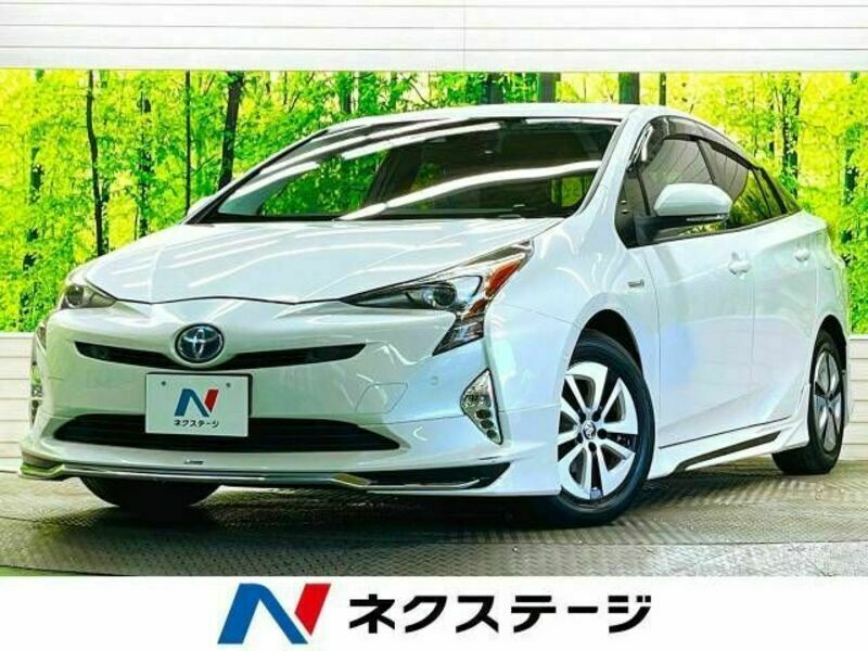 TOYOTA　PRIUS