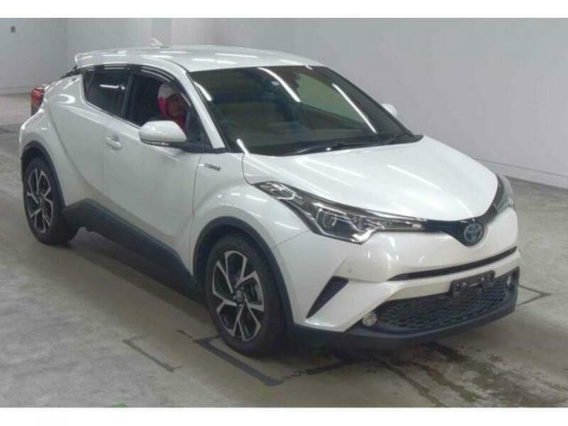 TOYOTA　C-HR