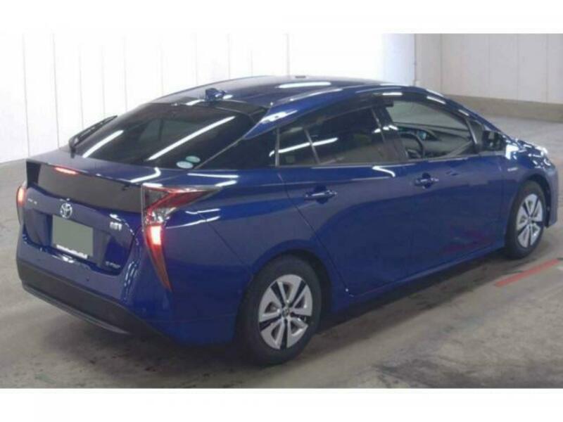 PRIUS-3