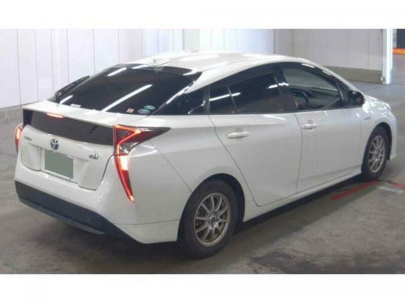 PRIUS-1