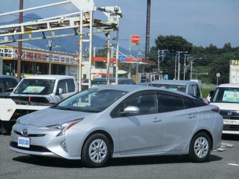 PRIUS-10