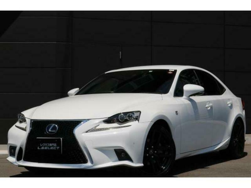 LEXUS　IS