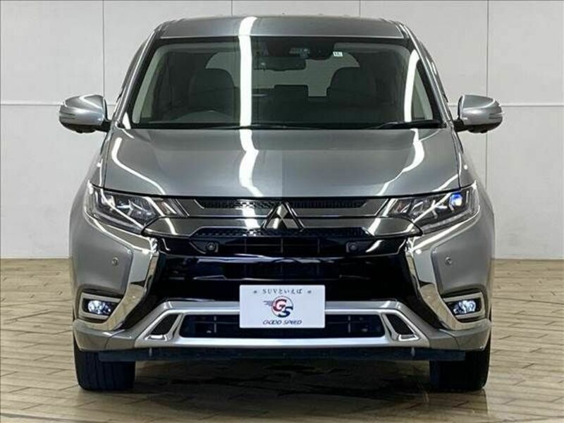 OUTLANDER PHEV-2