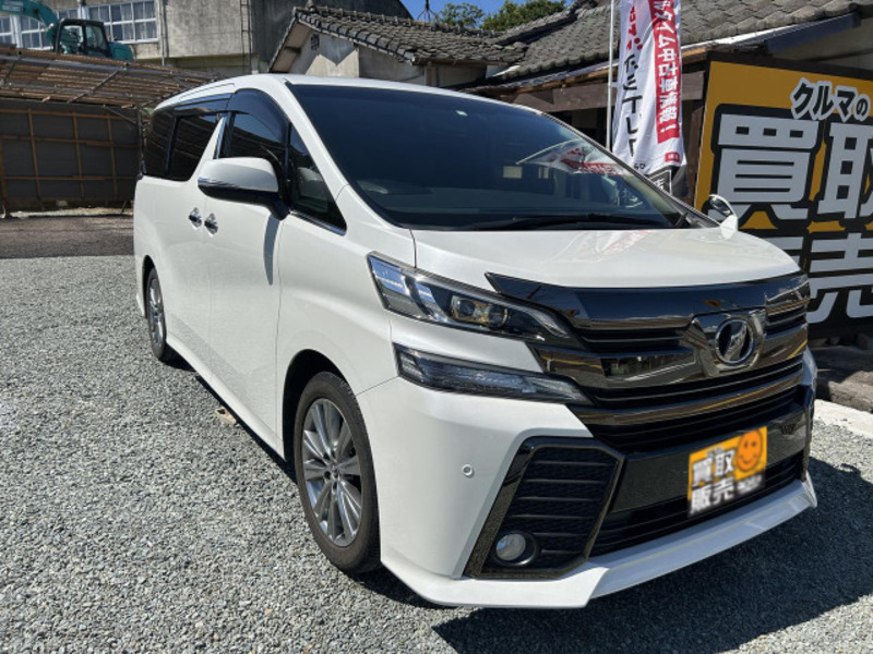 TOYOTA　VELLFIRE