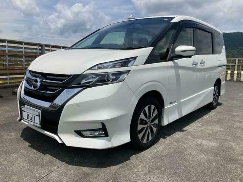 NISSAN　SERENA