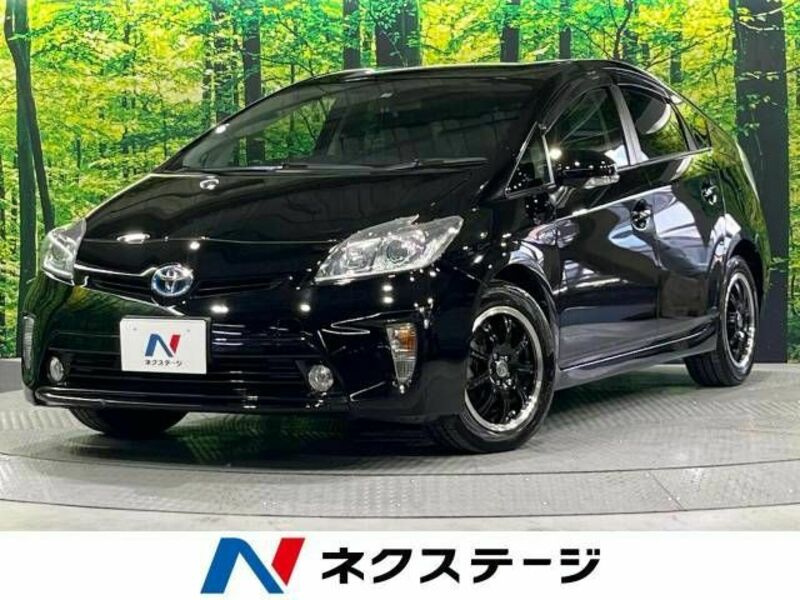 TOYOTA　PRIUS