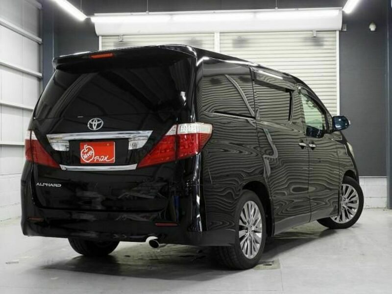 ALPHARD-1