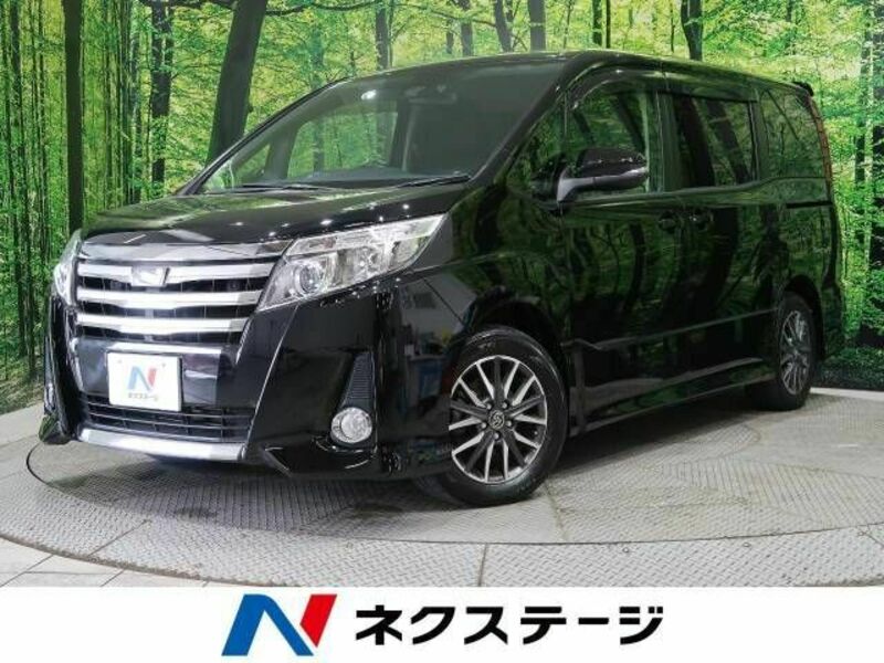 TOYOTA　NOAH