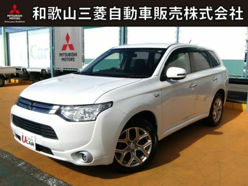 MITSUBISHI　OUTLANDER PHEV