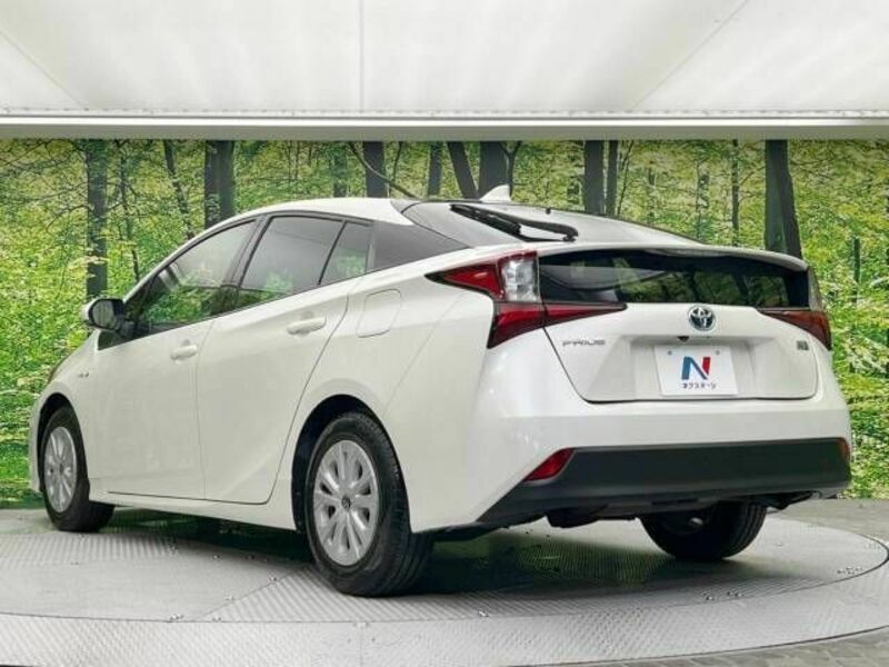 PRIUS-18