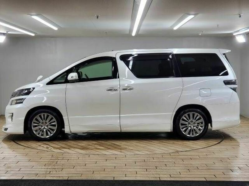 VELLFIRE-14