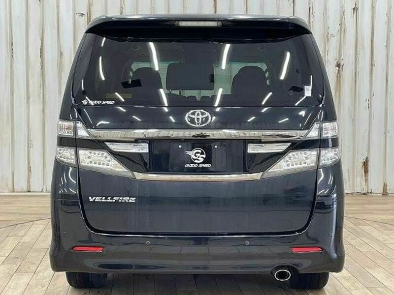 VELLFIRE-12