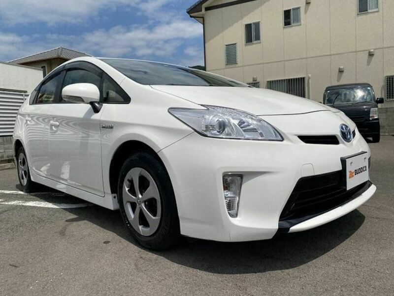 PRIUS-1