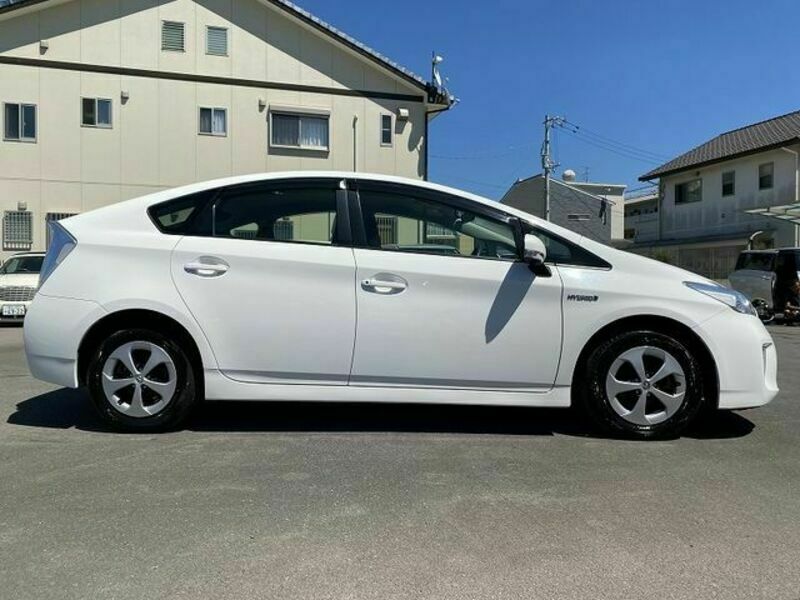 PRIUS-5